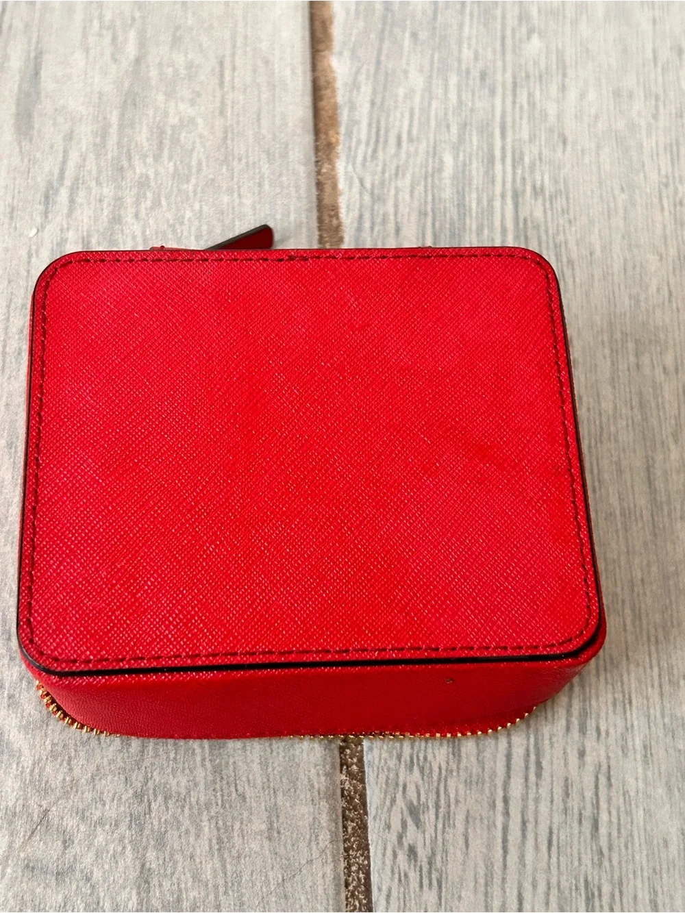 kate spade excellent just
